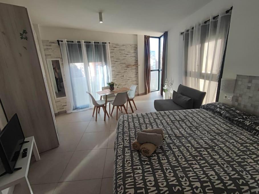 Nuevo Estudio Con Parking Gratis Málaga Kültér fotó