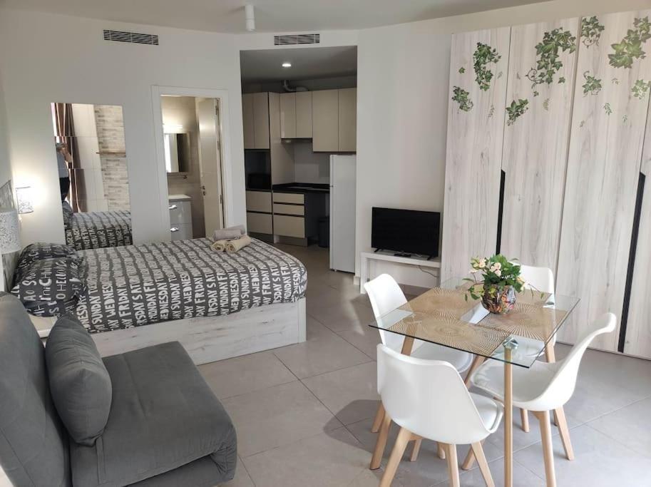Nuevo Estudio Con Parking Gratis Málaga Kültér fotó